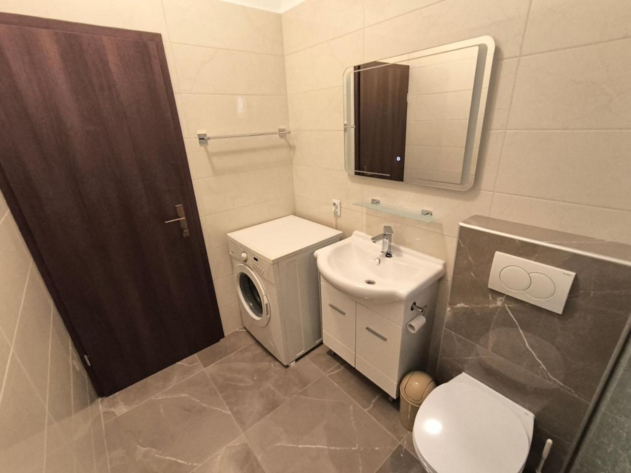 Apartment Knez โตรกีร์ ภายนอก รูปภาพ